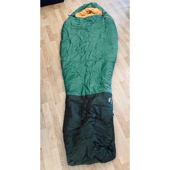 Like New REI Co-op 
Trailmade 20 Sleeping Bag - fits up to 72” - Picture 9 of 9